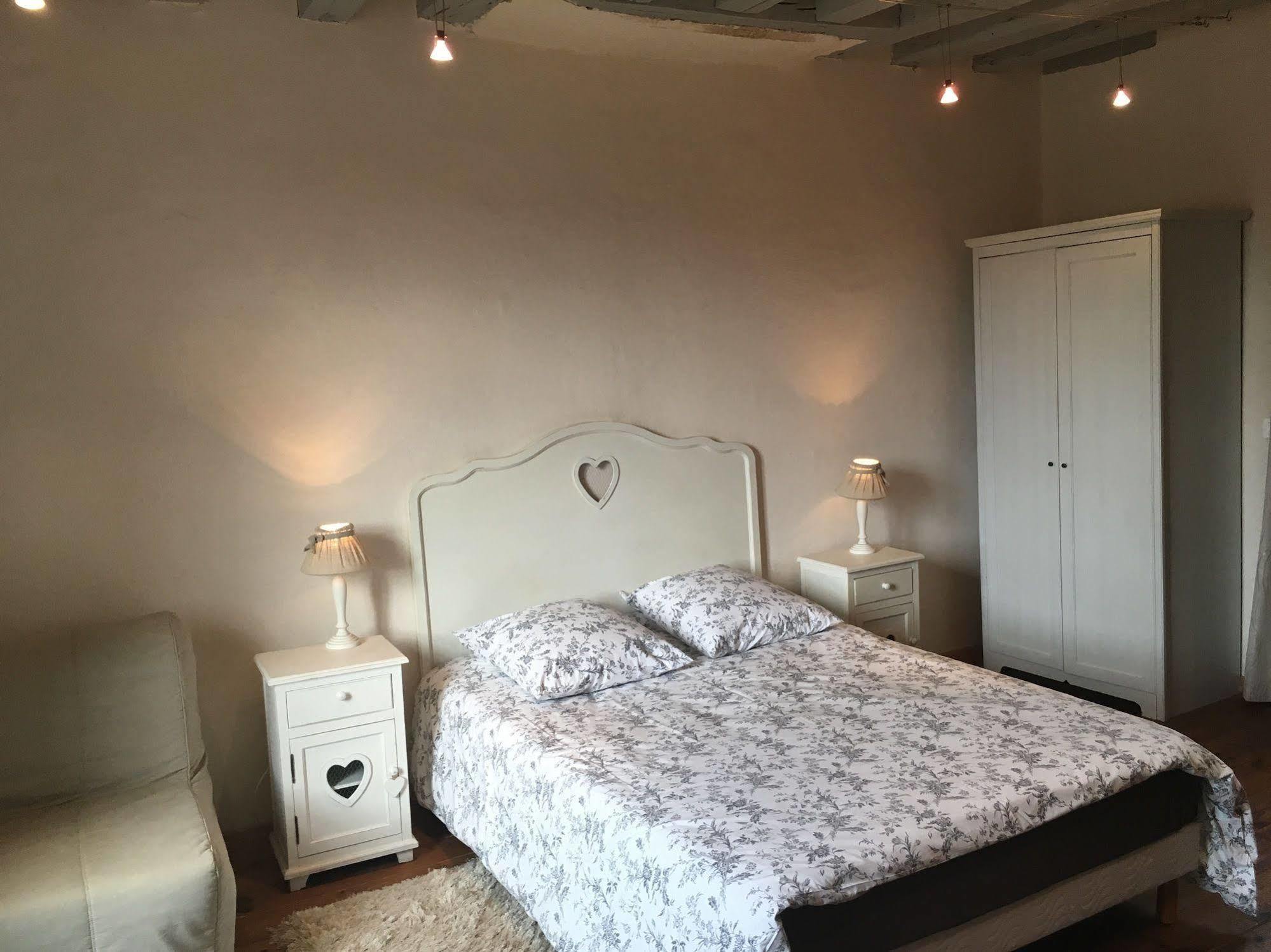Domaine Du Moulin De Champie - Versailles - Gites & Suites Feucherolles المظهر الخارجي الصورة