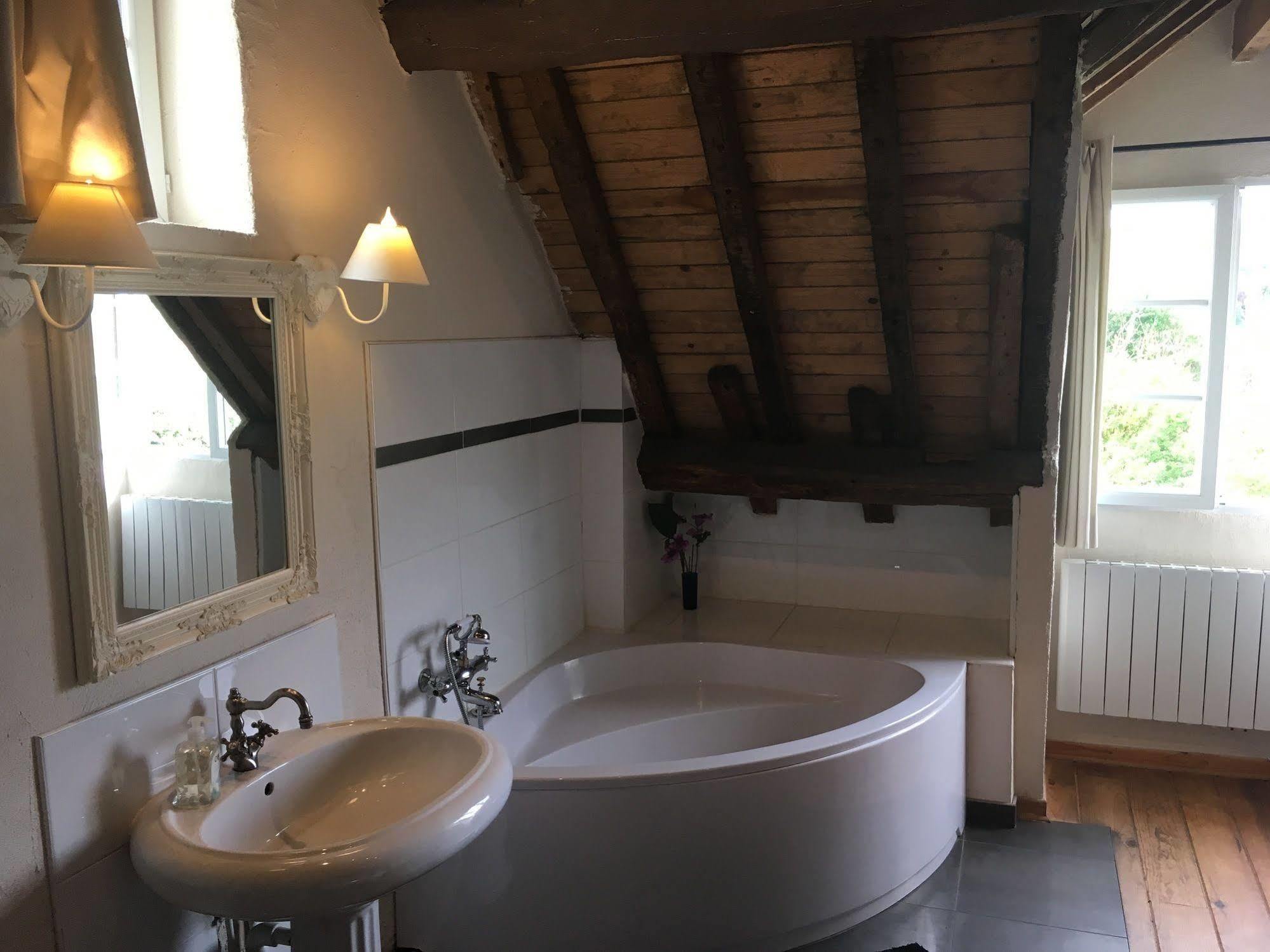 Domaine Du Moulin De Champie - Versailles - Gites & Suites Feucherolles المظهر الخارجي الصورة
