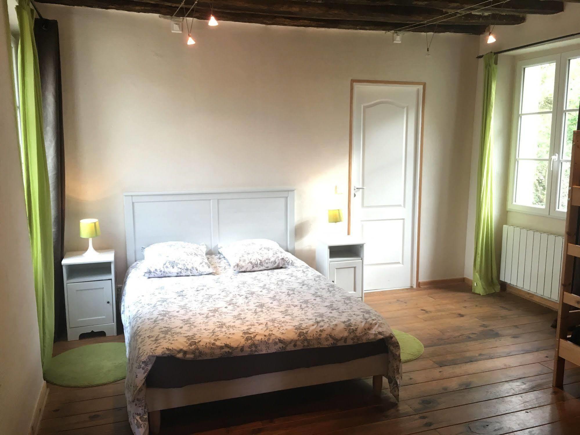 Domaine Du Moulin De Champie - Versailles - Gites & Suites Feucherolles المظهر الخارجي الصورة